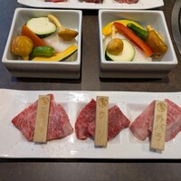 飛騨牛一頭家 馬喰一代 長良本家 - 