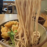 自家製粉石臼挽きうどん 青空blue 本店 - 