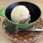 回転寿司 新竹 - 桃のシャーベット