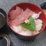 酒肴 - 金曜日の海鮮丼650円