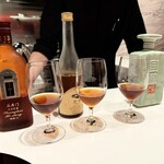 TOMONO - 北京ダックに合わせて３種類の紹興酒