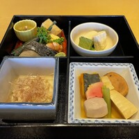 京懐石とゆば料理 松山閣 JR京都伊勢丹店 - 