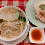 タイ屋台ごはん ナ・トゥンテン - 