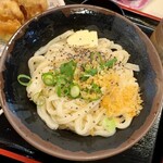 手打十段 うどんバカ一代 - 「釜バター(中)」(650円)