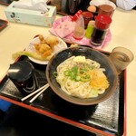 手打十段 うどんバカ一代 - 「釜バター(中)」(650円)+「アスパラ」「いいだこ」