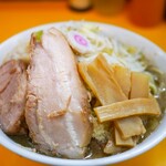 ラーメンエース - ラーメン＋限定煮干　ニンニク少し
