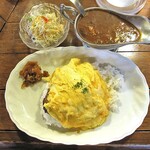 ぽっぽ - 料理写真:チーズオムハンバーグカレー（大盛り）＆ セットサラダ