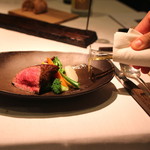 NARISAWA - 神戸牛のイチボステーキ　スープ仕立て　(2014/08)