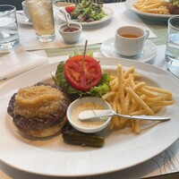 37 Steakhouse & Bar - 