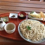 手打そば　もみじ野 - 岩魚天ぷら蕎麦