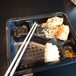 フライングバード - 唐揚げT-SHOCK（定食）600円　２口目終了