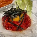 盛楼閣 - ユッケ