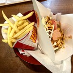 モーゼスさんのケバブ - ドネルケバブ Mix (Combo) チリ ¥950- (税込)