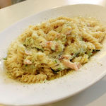 ハニカムカフェ - パスタ（ショートパスタ、チーズ系、パプリカ）