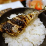 和久田 - 新サンマ入荷焼魚定食　1100円　+　ライスお替り　100円