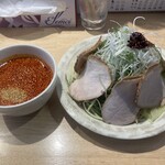 麦家人 - 広島冷麺（中盛・1玉）\1,000+叉焼\300