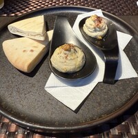 The Living Room with SKY BAR - 