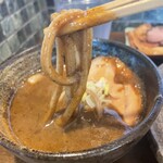 麺屋 みつば - ドロドロの濃厚つけ汁に付けて