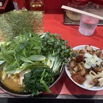 横浜家系ラーメン 駒岡家 - 