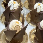 アンリシャルパンティエ - 