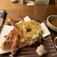 九つ井 玉川店 - カラッと揚げた天ぷらがとても美味しいです