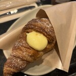 Paul Bassett - クロワッサンコロネカスタード　500円