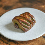 Y's bakery - 料理写真:あんこと抹茶のデニッシュ☆