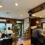 ぱんのみみ - レトロな店内