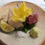 割烹 市川 - お造り　つぶ貝と鮪