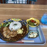 blue wall cafe & marche - カツカレー　1500円❗️