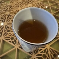 レストラン ラルモワーズ - 新潟和牛と津南ポークのコンソメスープ