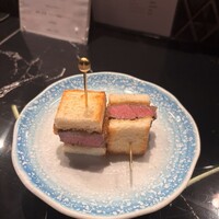 HIKARI - 