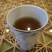 レストラン ラルモワーズ - 新潟和牛と津南ポークのコンソメスープ