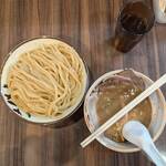 つけめん 恵那く - ♪肉つけ麺♪ つけダレは、濃厚タイプ！