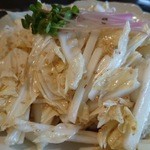 はっぱや - 最初に出てくる白菜サラダ