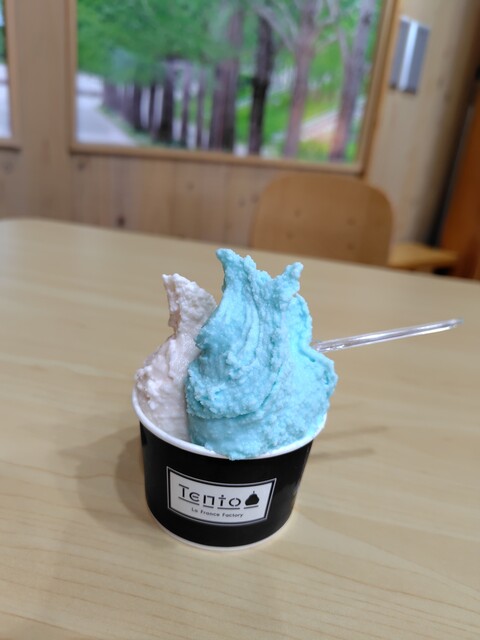 テント ラ・フランスファクトリー（Tento La France Factory） - 天童（ジェラート・アイスクリーム）の写真