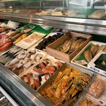 江口鮮魚店 - 気になるけど、今日はエビフライ目当て。
