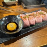 炭火焼肉ぐら - 