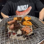 炭火焼肉ぐら - 