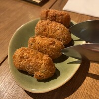 マヌエル タスカ ド ターリョ 丸の内店 - 