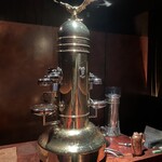 カフェ・鈴木 - こちら、現役のイーグル