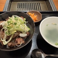 焼肉家 KAZU 神楽坂 - 