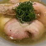 中華そば しば田 - 特製（鶏チャーシュー）塩そば