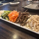 焼肉 鳳梨 - 