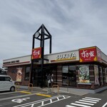 すき家 - 駐車場が広い