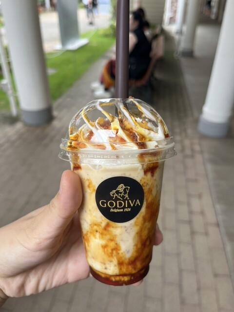 GODIVA Rinku Puremiamu Autoretto Ten