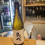 角打ち＋81 カネセ商店 - 「あべ」同行者が飲みたかったとおすすめの酒！この酒蔵にまつわる話から一気にお姉さんとの会話が弾みます。酒蔵のユータさんがねぇ…笑