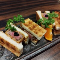 吉祥寺 三うら - 〆の牛カツサンド。何食べても美味しかった。また行きます♪