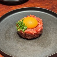 士士 - 