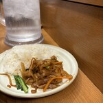 麺飯食堂 なかじま - 担々麺のセットの半焼肉丼